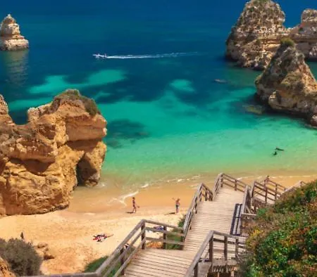 Magnoliamar 409 * Lagos